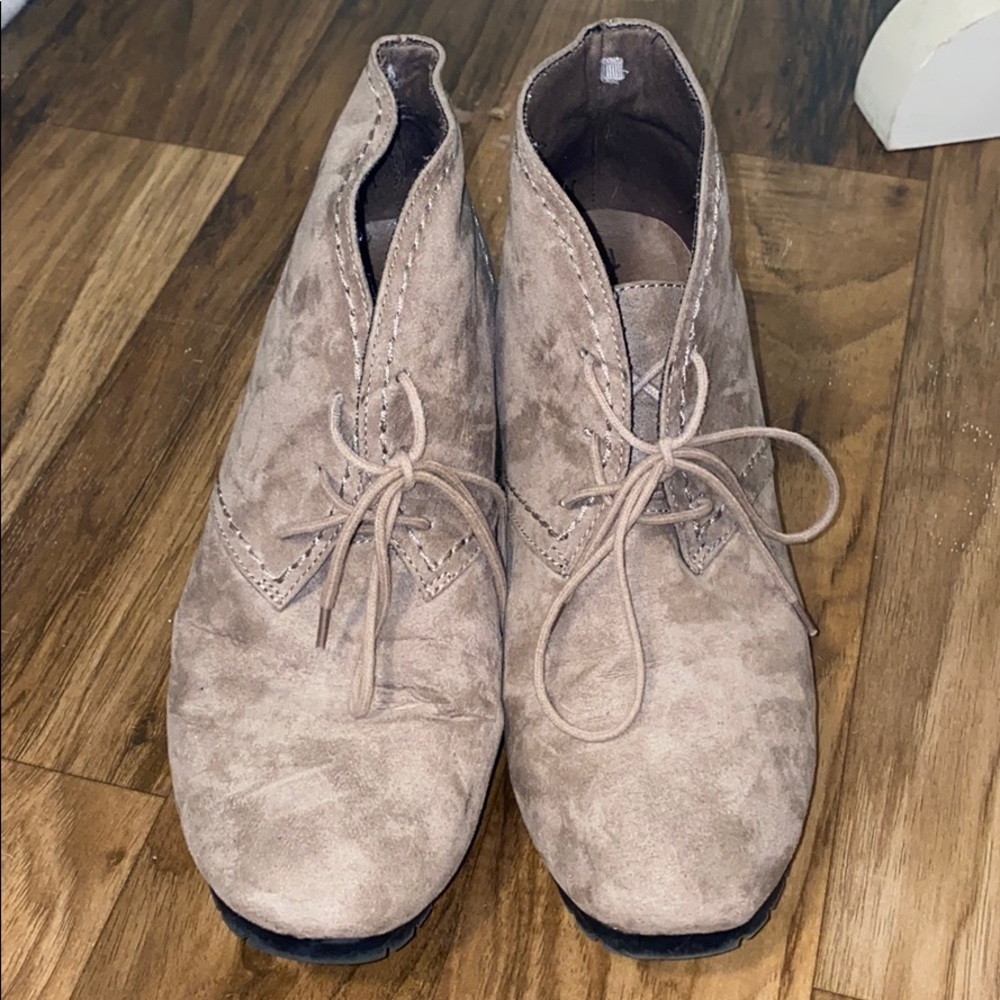 Cute shoes!